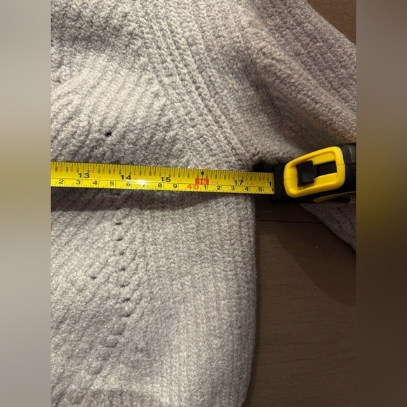 ARITZIA WILFRED 100% merino wool cropped grey puff sleeve ribbed pullover (M) - Picture 9 of 9